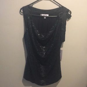 Women’s plus size sleeveless sequin top